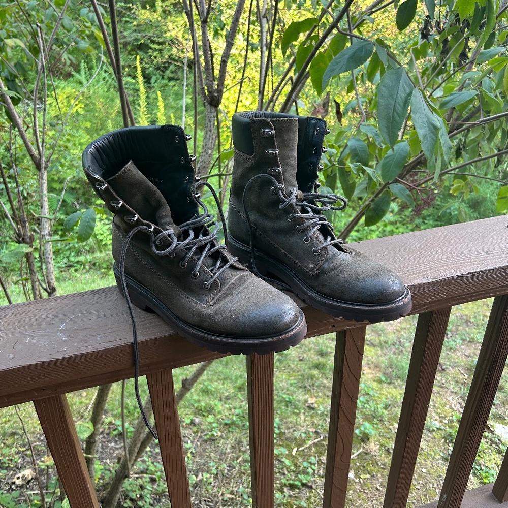 Thursday Boot Explorer